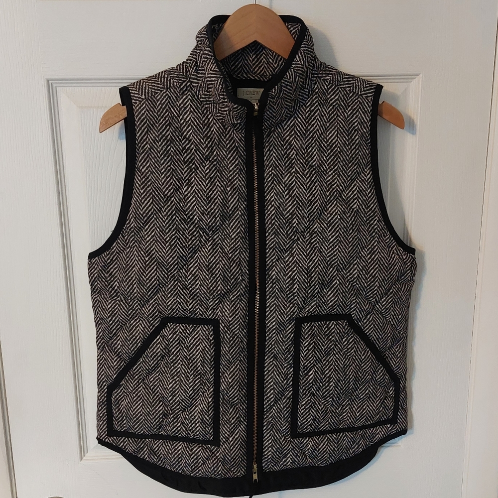 J. Crew Factory Puffer Vest, Size M
